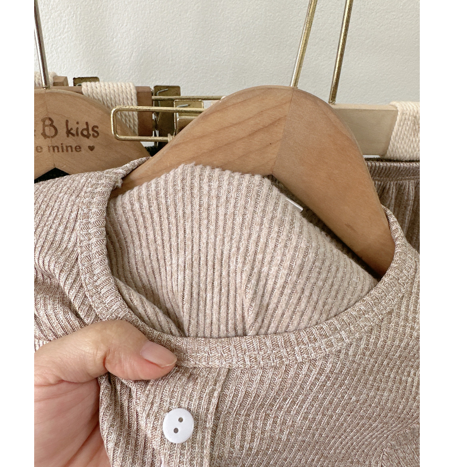 Bộ len tăm đính cúc bảng màu mới thu đông cho bé 8-19kg Namkidshop