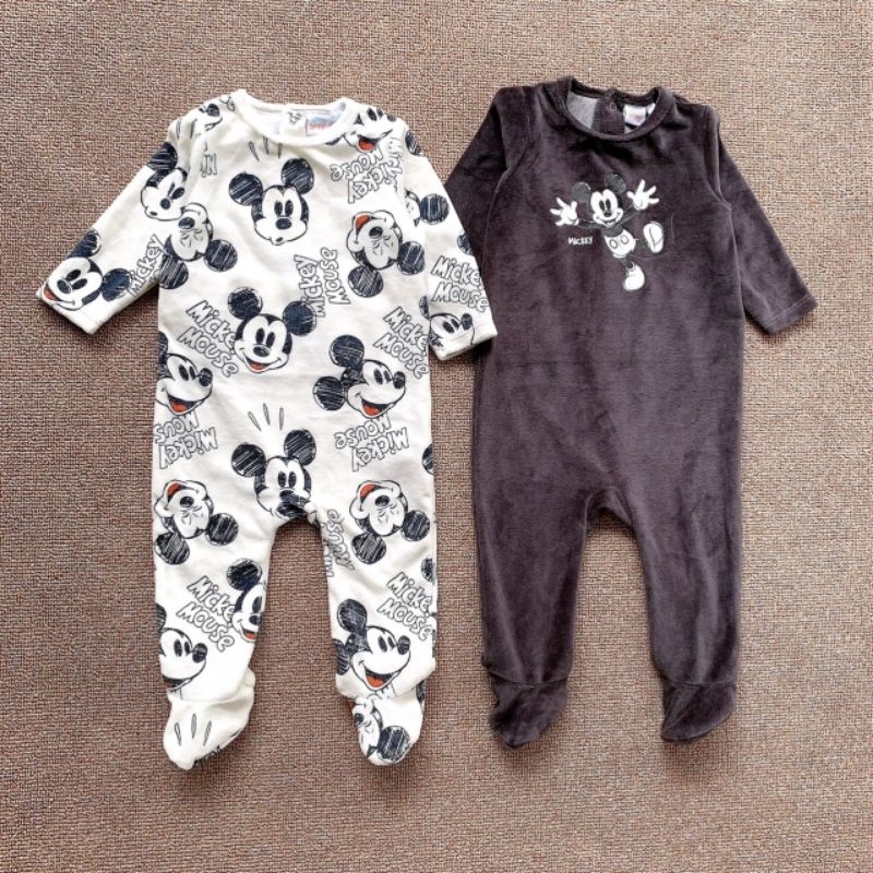 Body sleep nỉ nhung Dis.ney liền tất xuất dư xịn cho bé, chất nhung mềm siêu mướt