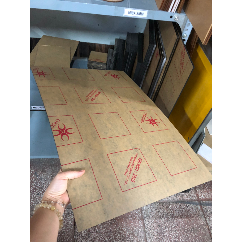 Mica Đen 2mm 40x60cm, CẮT LASER, Tấm Nền Chụp Ảnh Sản Phẩm siêu sang
