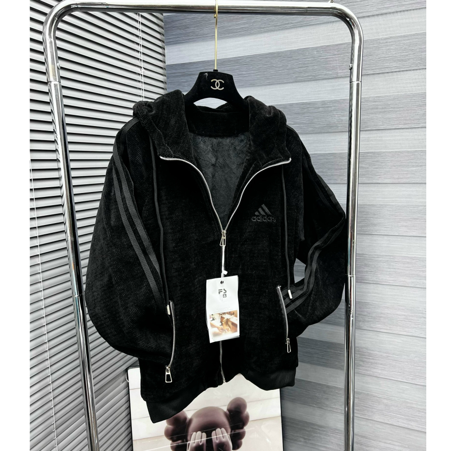 Áo Khoác Jacket Thêu Logo ADIDAZ Phối Sọc Tay Áo, Chất Vải Nhung Dày Dặn, Có Mũ Chùm Đầu, Sử Dụng Khóa Kéo Zip