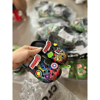 Sục Bé Trai Gắn Stick Croc