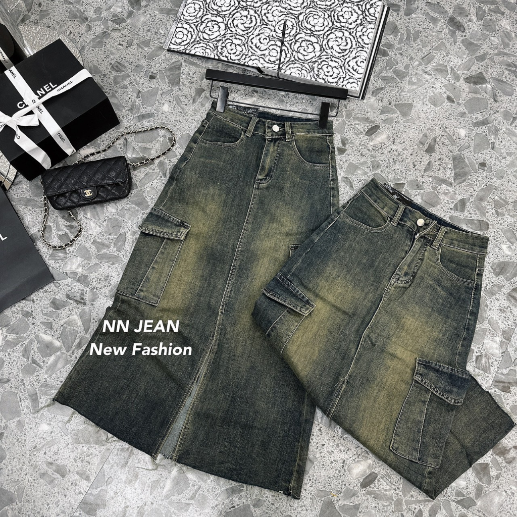 Chân váy jean xẻ tà , váy bò dáng dài trước đắp túi hộp hai bên màu độc lạ