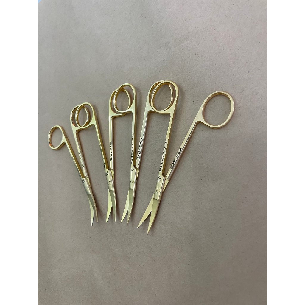 Kéo cắt chỉ Iriss y tế Tips TC bén cán vàng