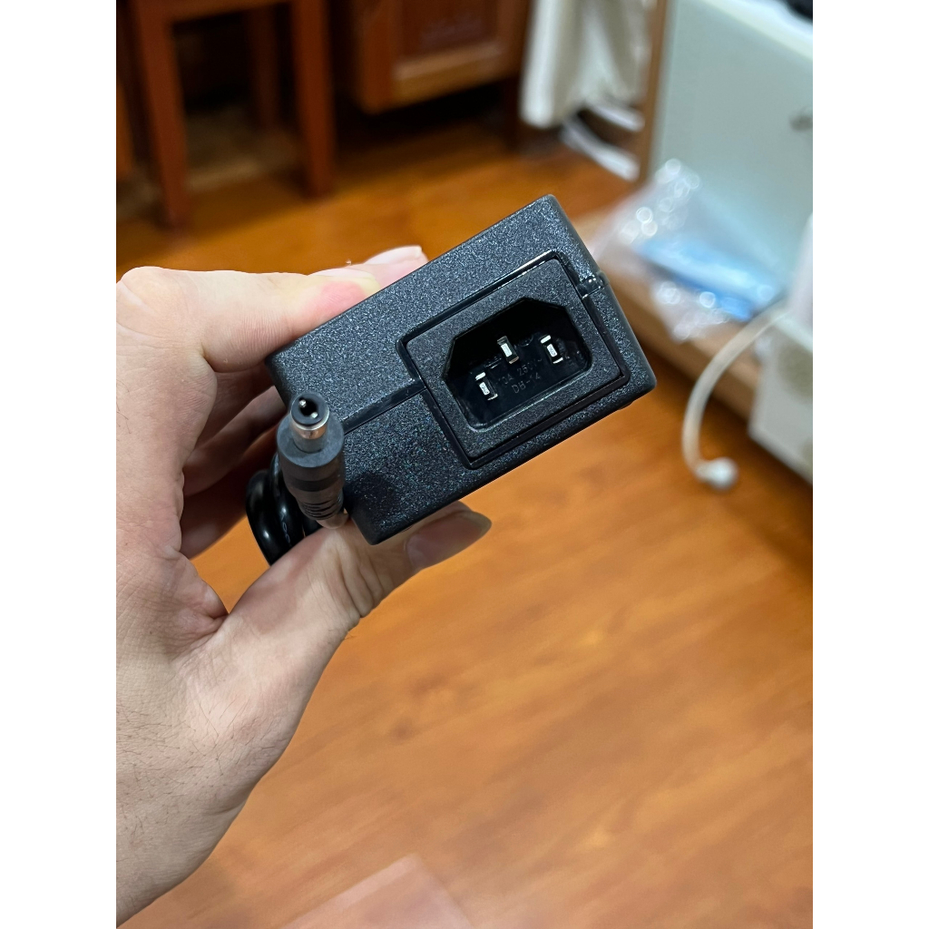 Adapter nguồn DC 12v 10a chính hãng