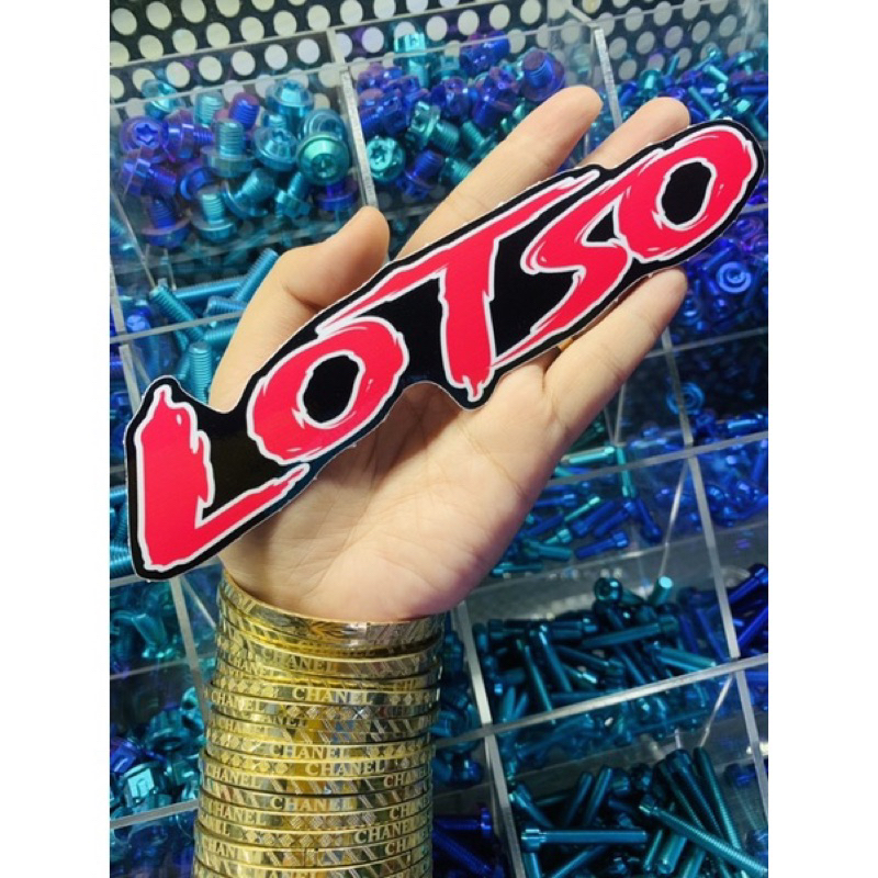 TEM GẤU DÂU LOTSO DỄ THƯƠNG CUTE DÁN XE DECAL