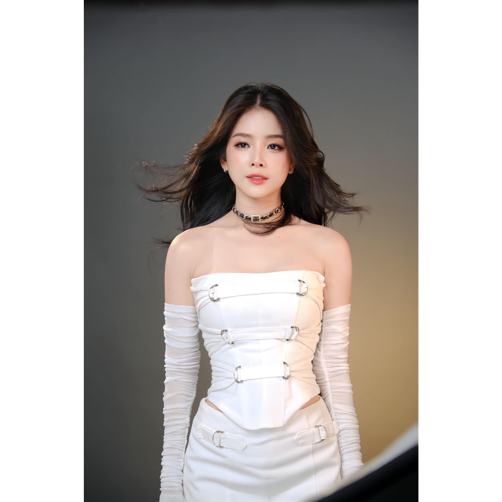 Set áo jean cúp ngực phối tag kèm bao tay