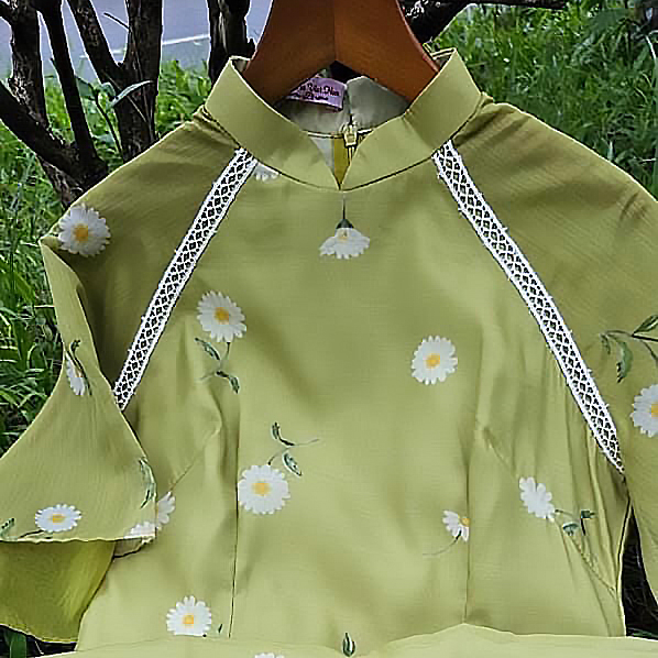 Áo dài Châu Hoa, tơ hoa xanh, dáng cách tân