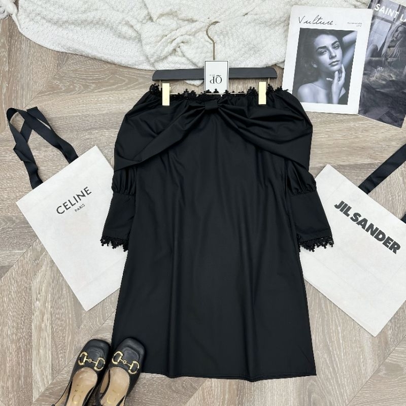 Váy trễ vai nơ QP