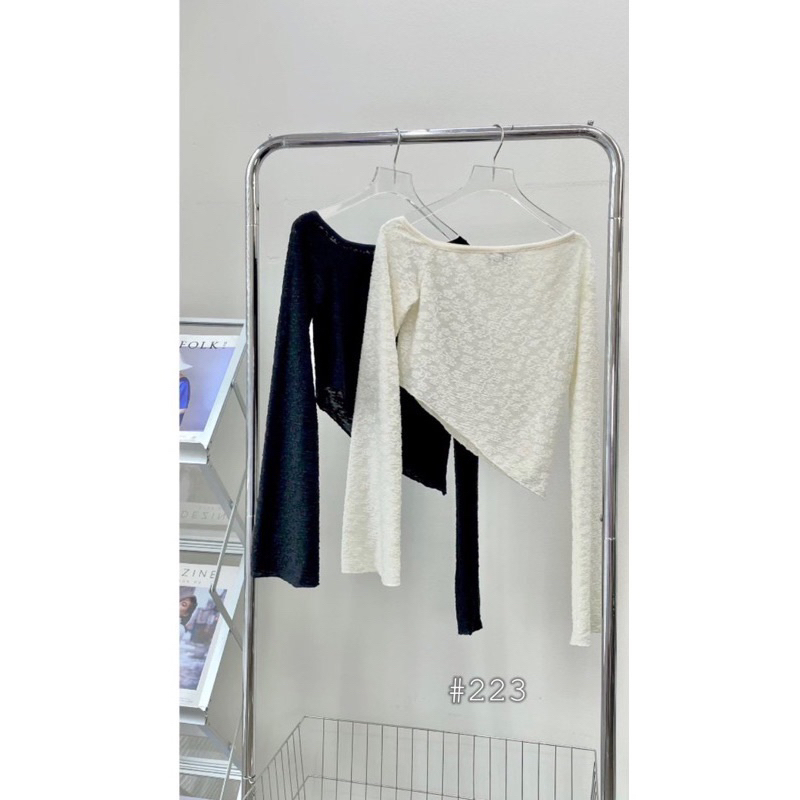 ÁO CROPTOP REN HOA LỆCH VAI VẠT NHỌN style Ulzzang