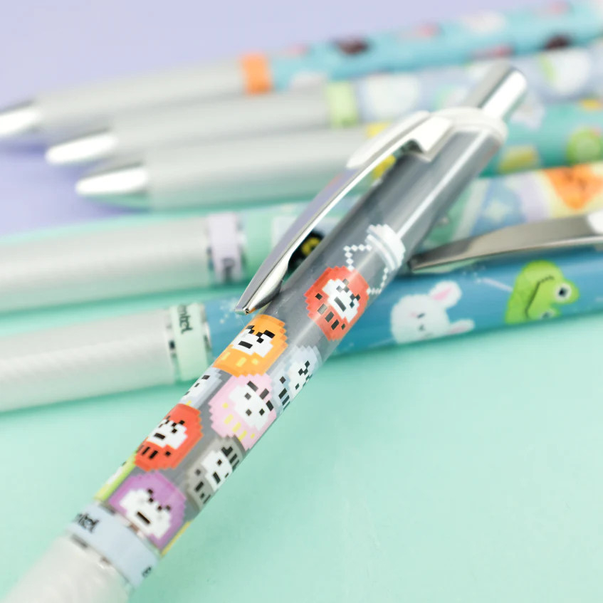 Bút Mực Gel Pentel Ennergel Kawaii+ 5: Pixel Art series II 0.5mm - BLN75KW | Có Thể Thay Ngòi | 2 Màu Mực Xanh Đen