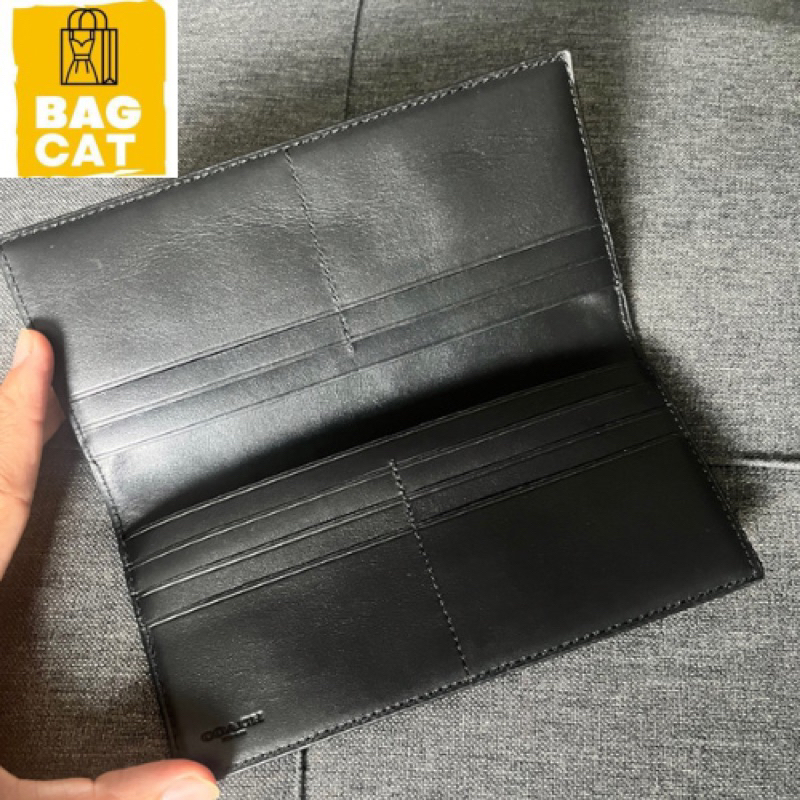 Sẵn Ví cầm tay Coach Breast Pocket Wallet In Signature Leather