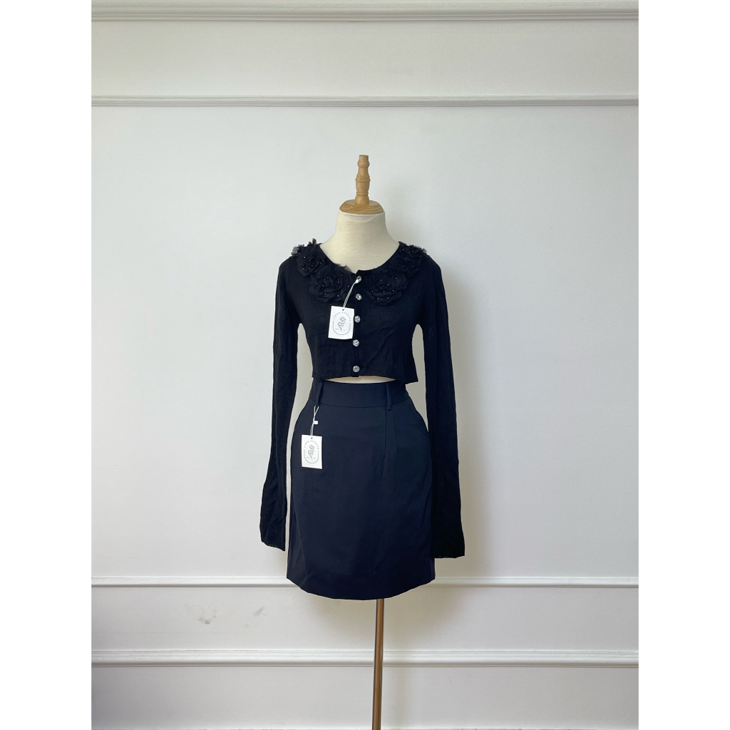 A3012 Áo len mỏng QCCC Hàng hiệu chính hãng thời trang nữ màu đen freesize Secondhand thanh lý ký gử