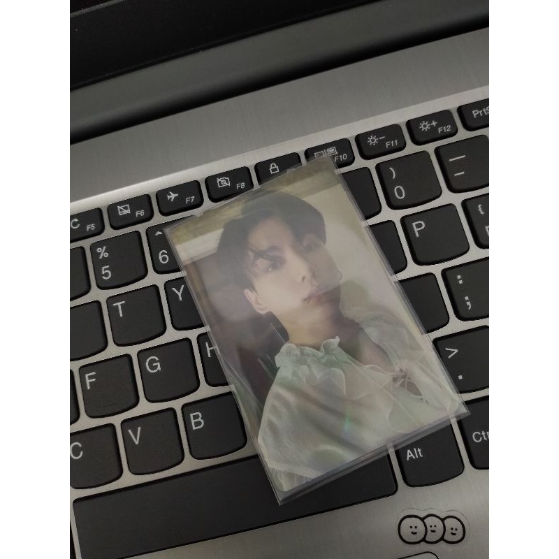 Card thành viên nhóm nhạc BTS