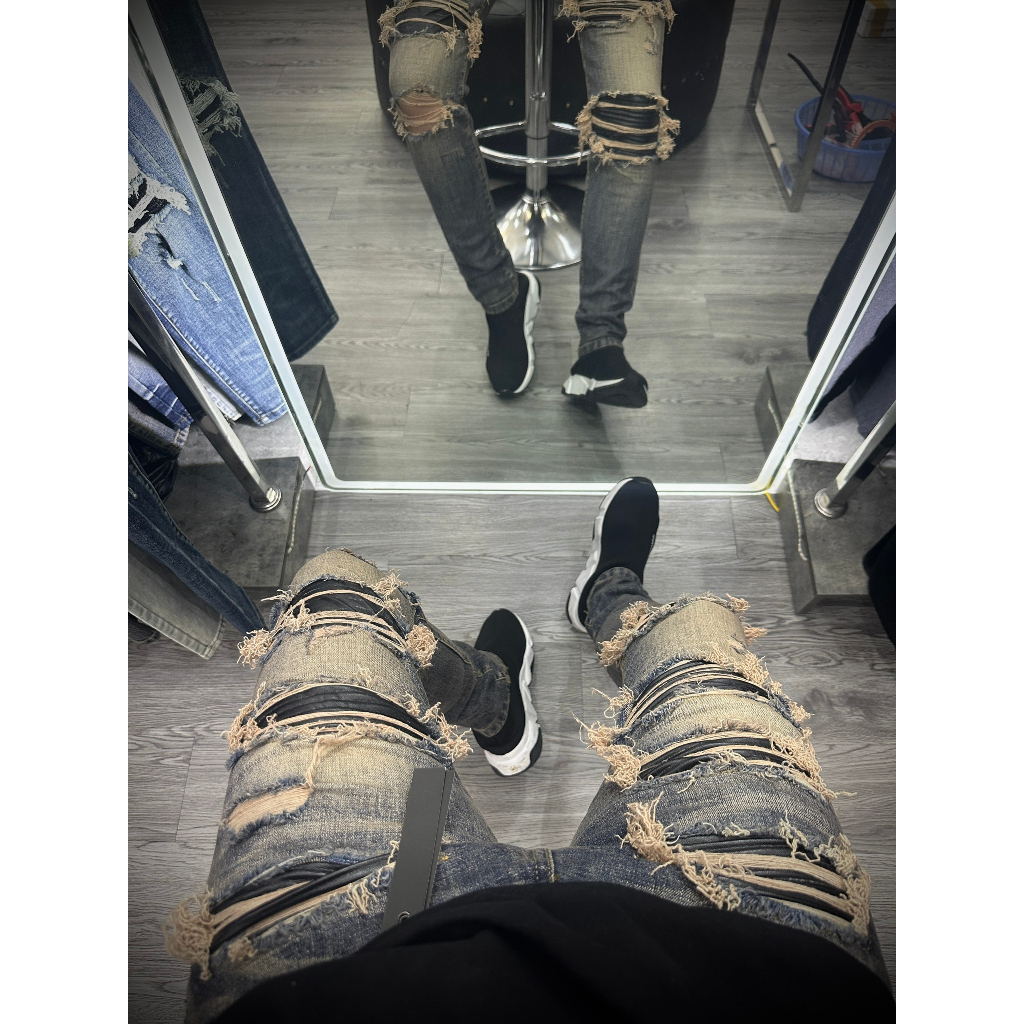 Quần JEAN Nam AMIRI Slimfit xanh khói rách tua lót da Quần bò Amiri vá nhiều da đen bản đẳng cấp nhất dòng vá da
