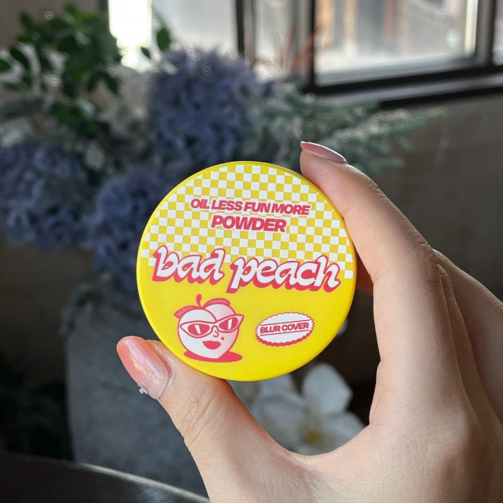 Phấn Phủ Kiềm Dầu BAD PEACH Oil Less Fun More Powder SPF35/PA++ 4g