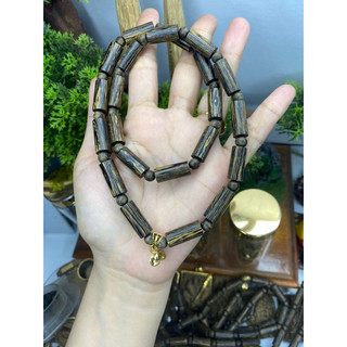Lẻ dây chuyền trầm hương sánh không mặt