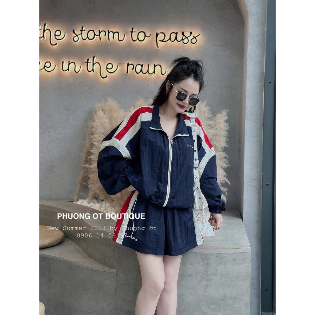 Set áo khoá CELI phối quần short sọc 2 bên genz vải gió nhăn quần 2 lớp siêu đẹp freesize nhỏ hơn 60kg COLLAR