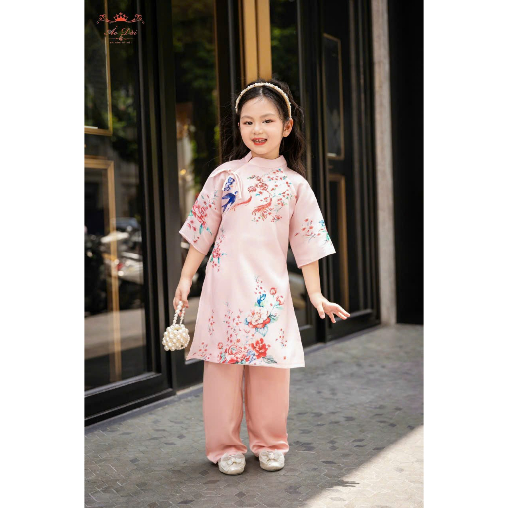 Áo dài cách tân mẹ bé dáng suông vải tơ Ngọc trai 4 tà, hoạ tiết in 3D by Lucci.Design