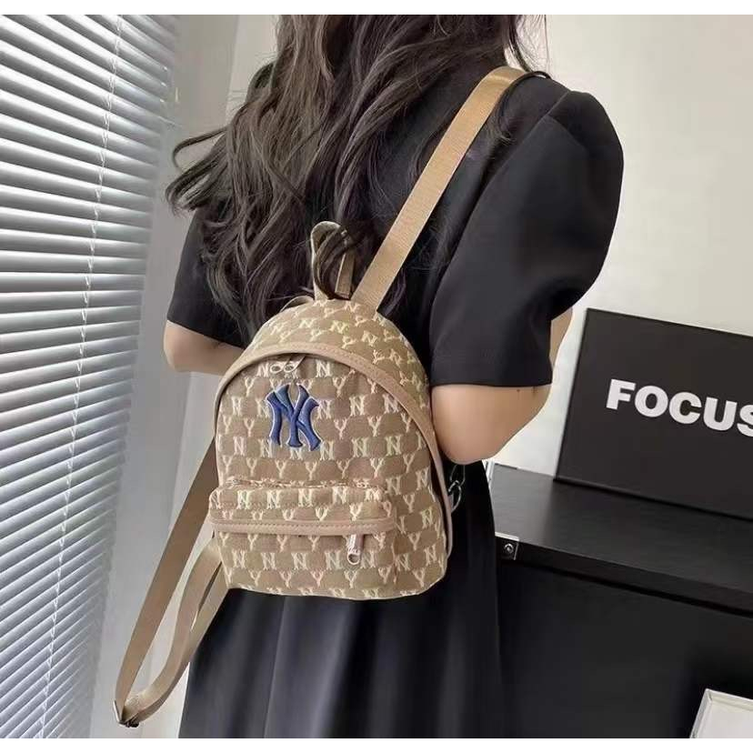 Balo nữ MLB size 19cm* 10cm*24cm hàng order đủ màu