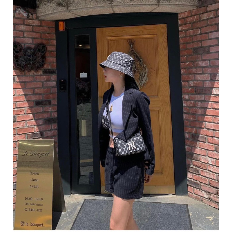 𝗧𝘂́𝗶 𝗱𝗲𝗼 𝗰𝗵𝗲́𝗼 𝗠𝗟𝗕 𝘂𝗻𝗶𝘀𝗲𝘅 𝗽𝗵𝗼𝗺 𝗰𝗵𝘂̛̃ 𝗻𝗵𝗮̣̂𝘁 𝗠𝗼𝗻𝗼𝗴𝗿𝗮𝗺