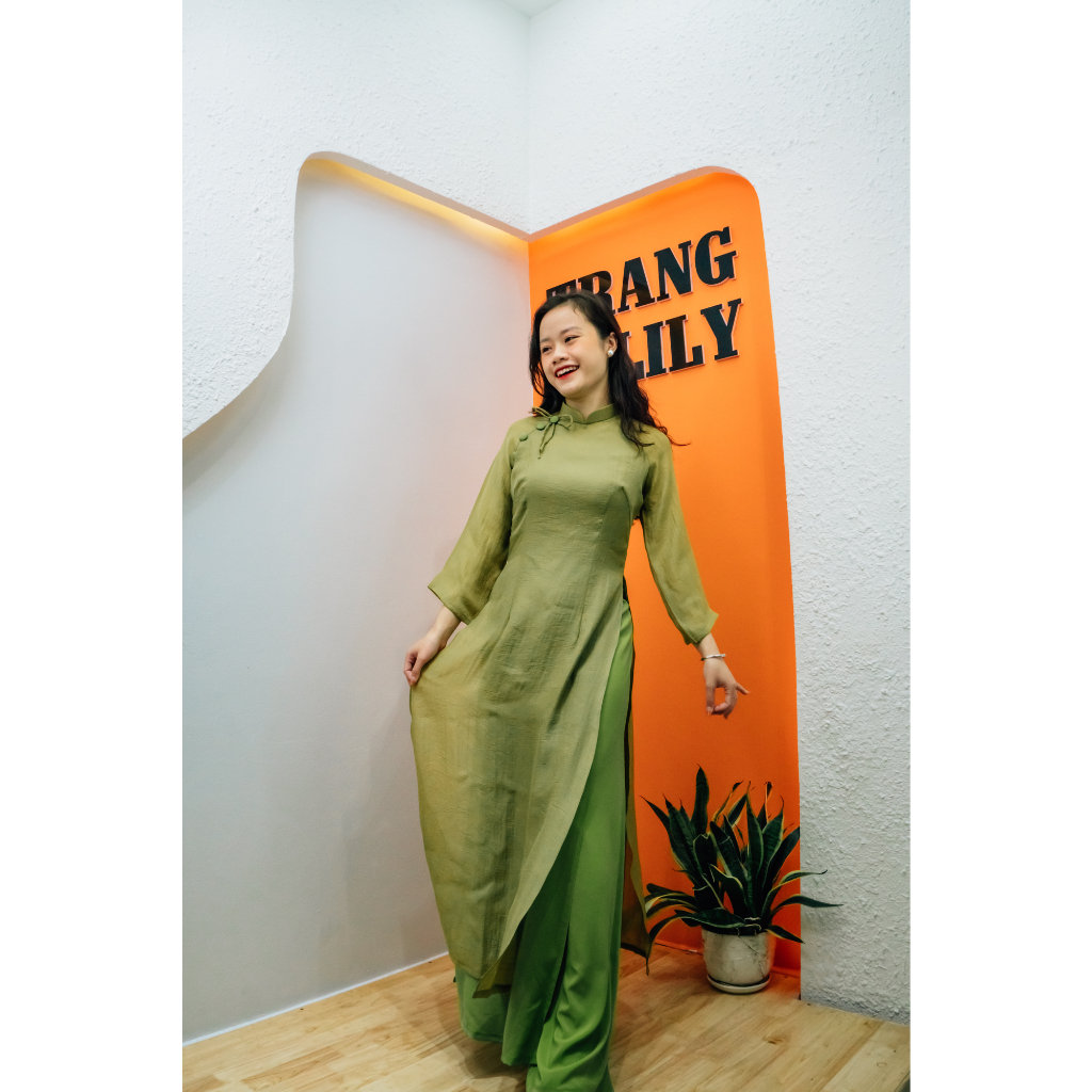 Áo dài lụa xanh thiết kế cao cấp, chất tơ crep sần, 2 lớp bốn tà