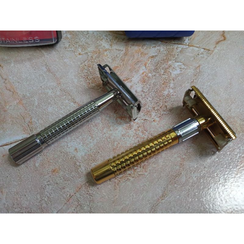 Dao Cạo Râu Tại Nhà Cho Nam Loại Thay Lưỡi Lam Tiện Dụng.