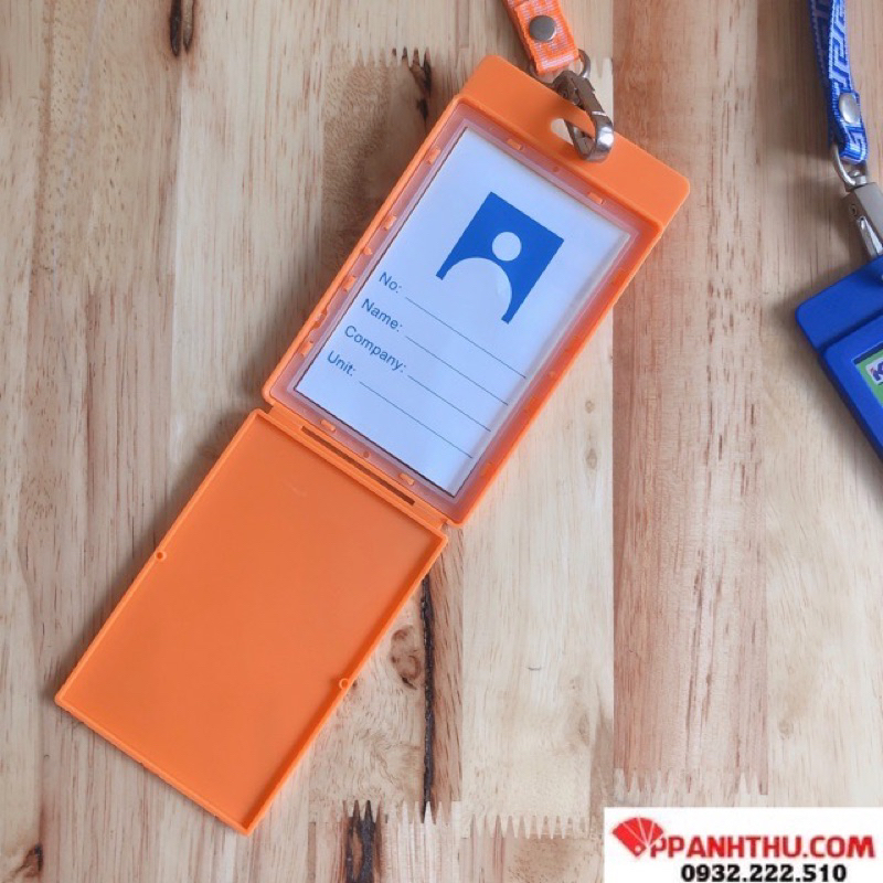 BẢNG TÊN NHỰA CAO CẤP KHÔNG DÂY