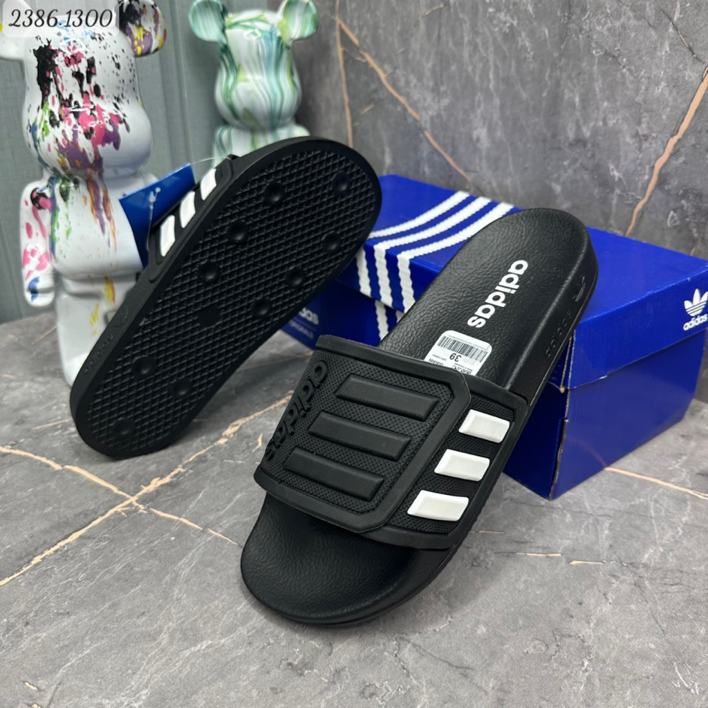 Dép adidas quai khâu mẫu mới 3 sọc 2 màu đen vàng - new 2023