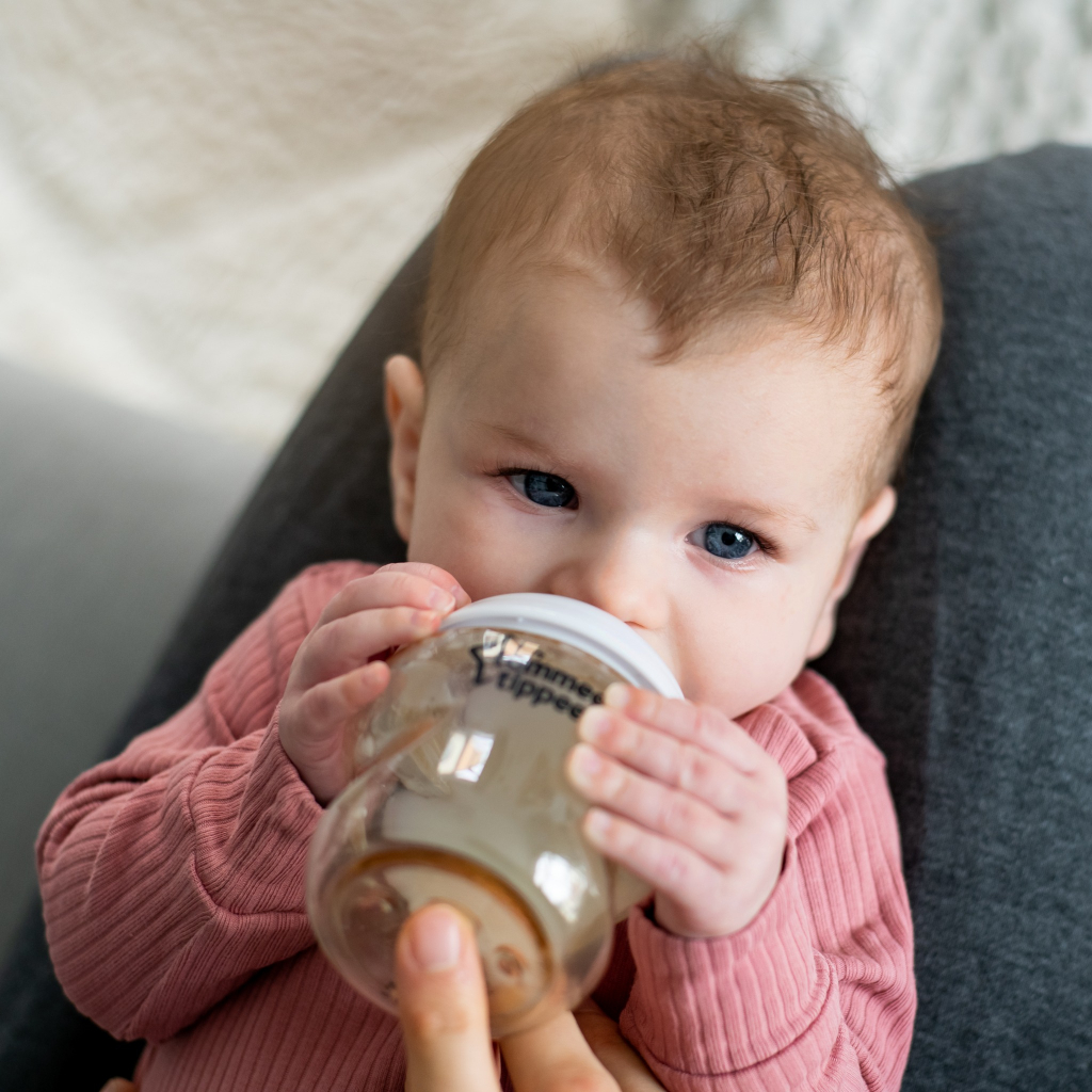 Bình Sữa PPSU Ty Siêu Mềm Tự Nhiên Tommee Tippee 150ml, 260ml, Set Đôi, Nhiều Size, Được Mua Kèm Thêm 01 Núm Ty Bất Kì