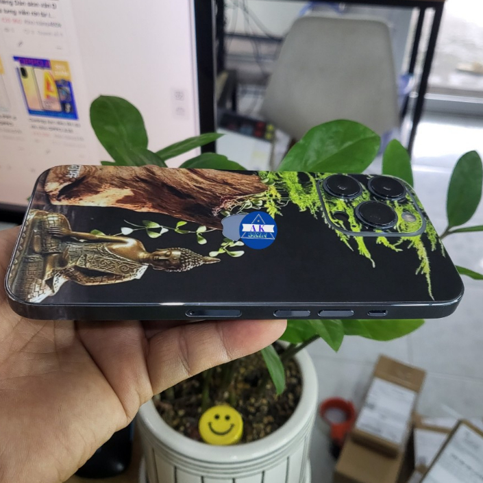Miếng Dán skin mặt lưng viền rời cho ihone 12 đến 15 pro max, bảo vệ máy chống trầy xước và làm đẹp tạo thêm diện mạo mớ