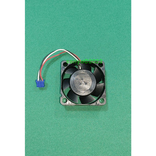 Quạt nidec 4cm 4015 5v