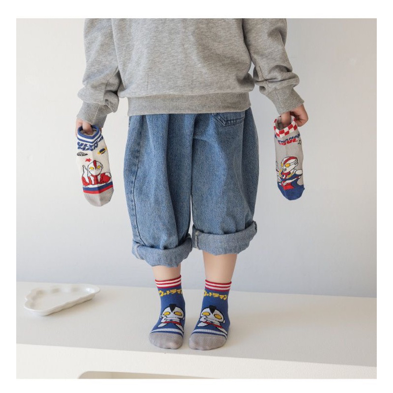 Set 5 Đôi Tất Trẻ Em Siêu Nhân untraman Chất Cotton Thông Hơi Thoáng Khí