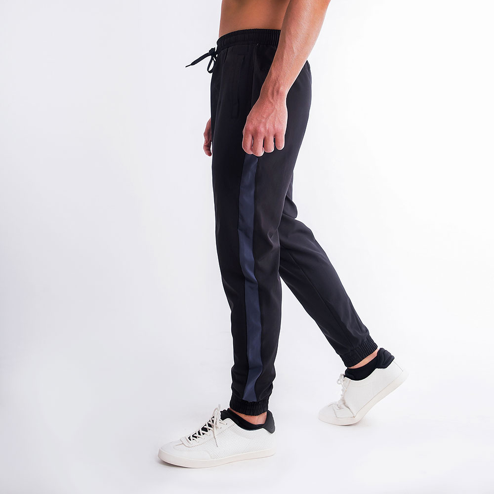 Quần jogger nam thể thao Version 2 Umebay x Runnavy cao cấp, vải gió chống nước co giãn MJG01