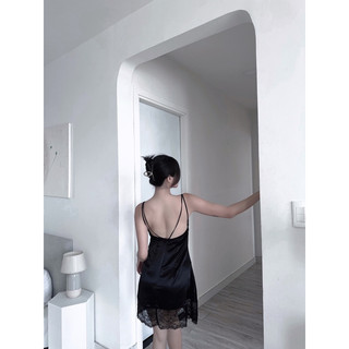 Váy ngủ lụa Layla dress đen