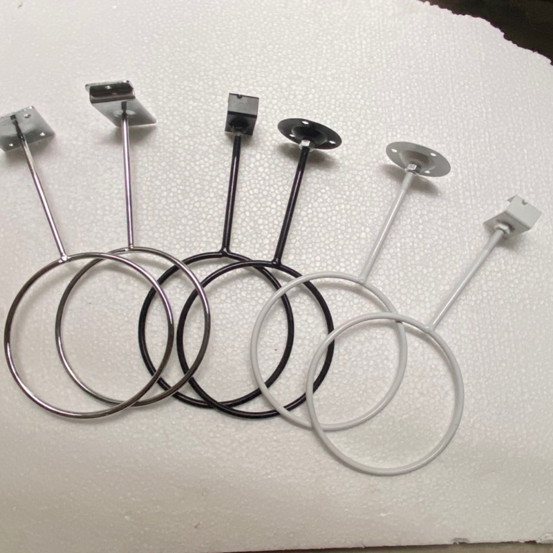 Móc Treo  Đỡ Bóng Đá, Bóng Chuyền,giá Đỡ Bóng Kim Loại Cho Shop Thể Thao