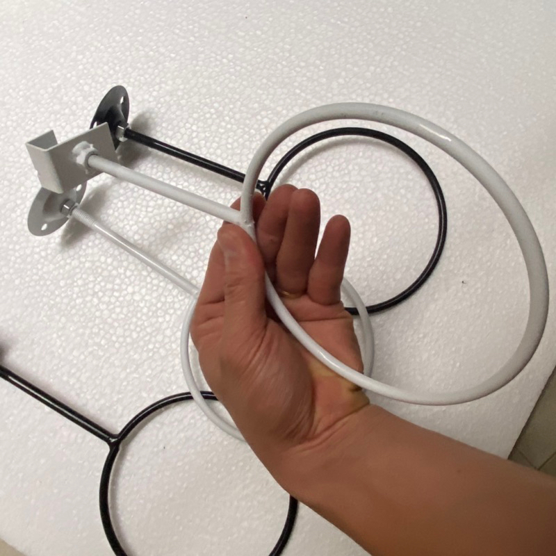 Móc Treo  Đỡ Bóng Đá, Bóng Chuyền,giá Đỡ Bóng Kim Loại Cho Shop Thể Thao