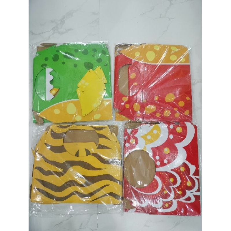 Đồ Chơi Cosplay Thùng Carton Hoá Trang Khủng Long, Lân, Xe Dễ Thương Cho Bé