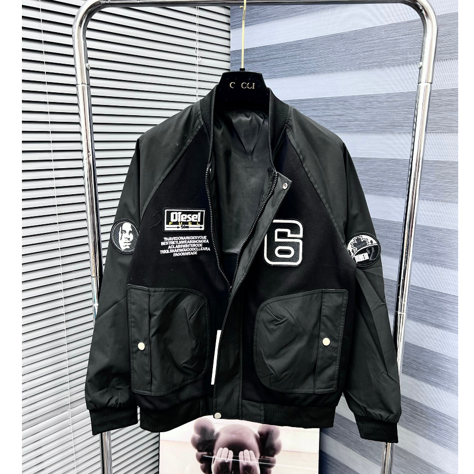 Áo Khoác Bomber Thêu Logo Phối Túi Hộp, Chất Vải Kaki Cao Cấp, Phong Cách Trẻ Trung Đường Phố, Sang Trọng