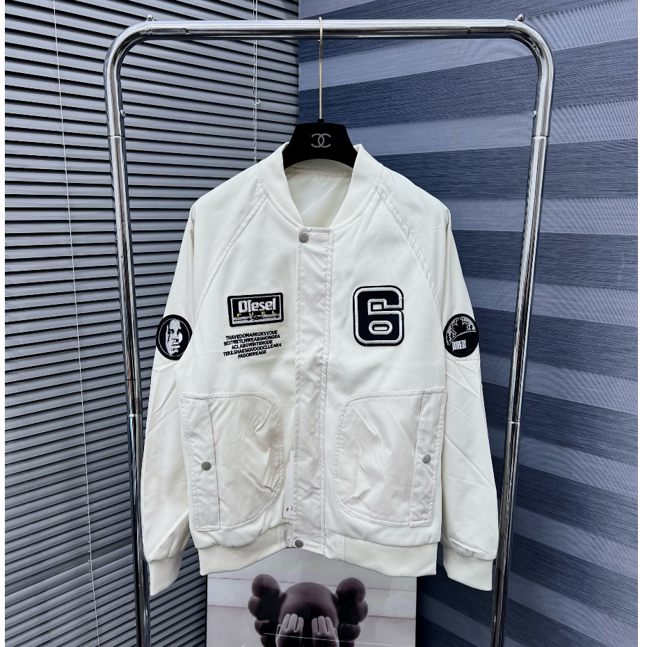 Áo Khoác Bomber Thêu Logo Phối Túi Hộp, Chất Vải Kaki Cao Cấp, Phong Cách Trẻ Trung Đường Phố, Sang Trọng