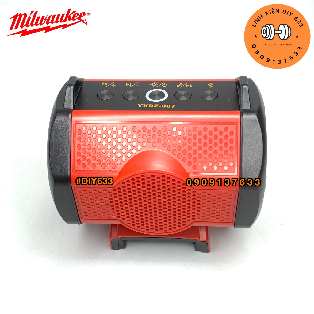 Loa bluetooth YXDZ007 chân pin MILWAUKEE màu đỏ
