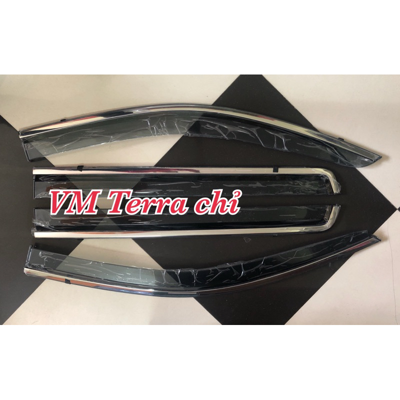 Vè mưa theo xe Nissan Terra chỉ inox. #Vè che mưa Nissan Terra.