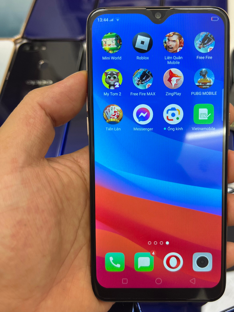 Oppo F9 RAM 6GB bộ nhớ 128GB