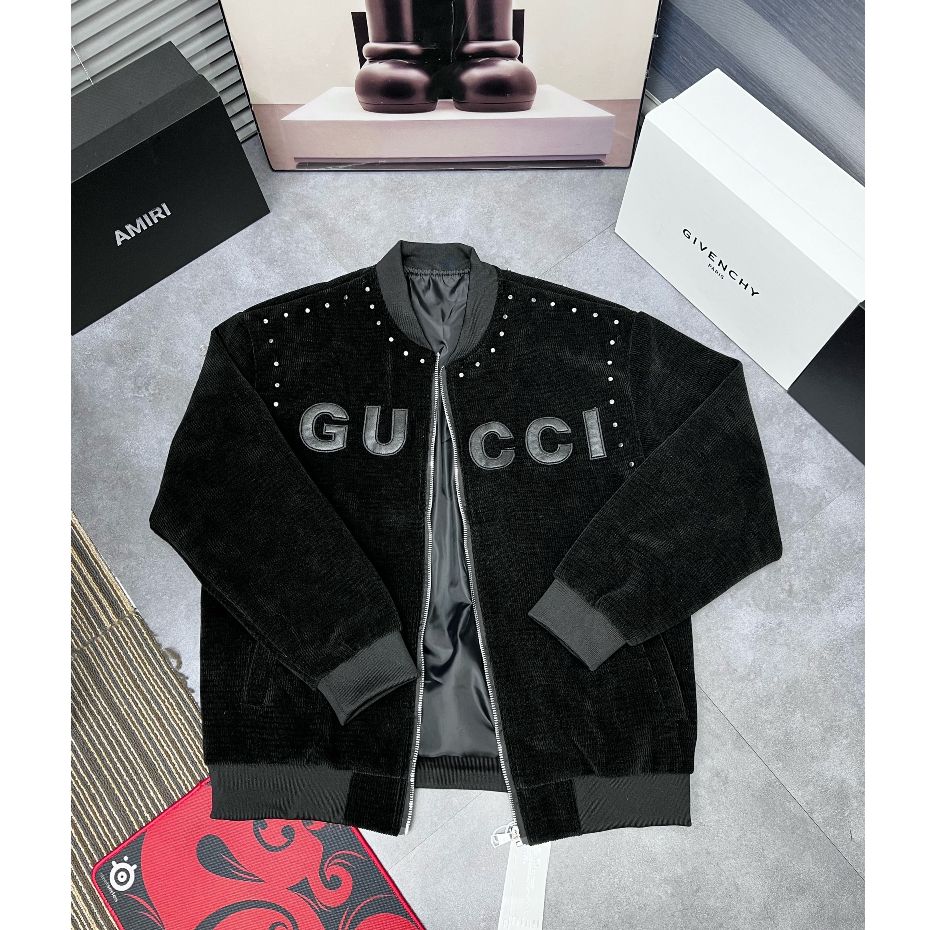 Áo Khoác Bomber Thêu Logo Chữ GUCCIII Cực Nét, Đính Hạt Thân Áo, Chất Nhung Dày Dặn Cao Cấp, Mẫu Hot Nhất