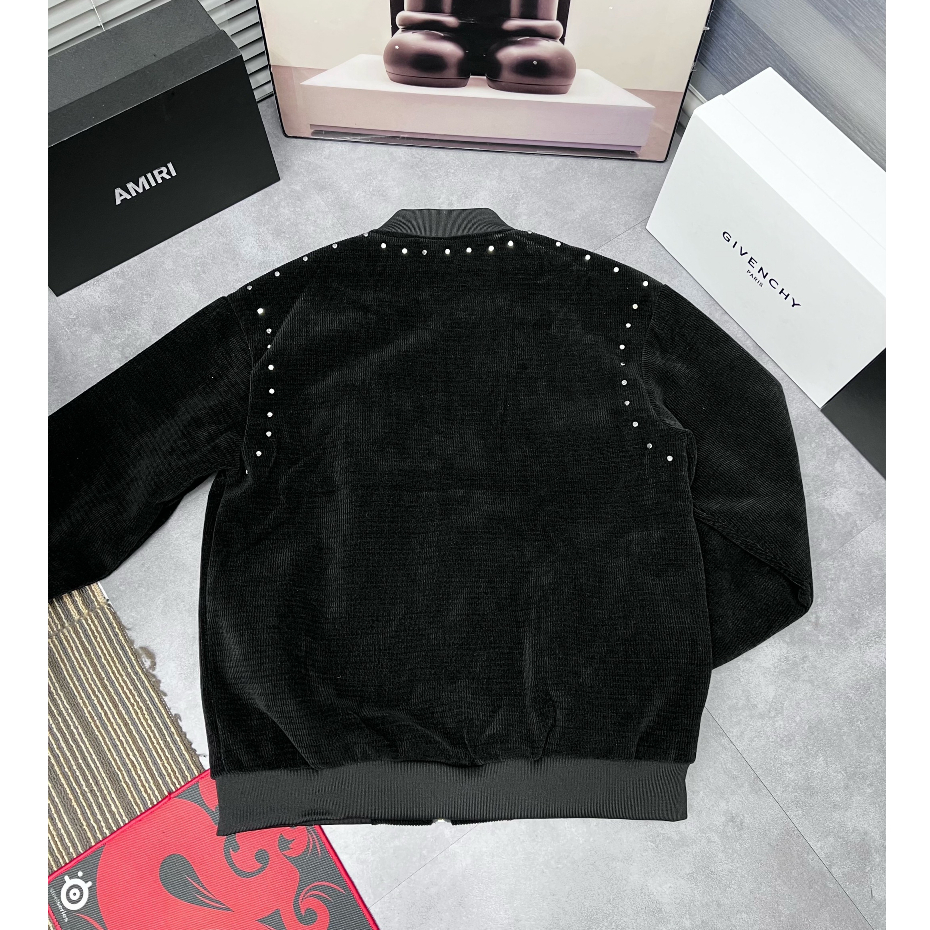 Áo Khoác Bomber Thêu Logo Chữ GUCCIII Cực Nét, Đính Hạt Thân Áo, Chất Nhung Dày Dặn Cao Cấp, Mẫu Hot Nhất