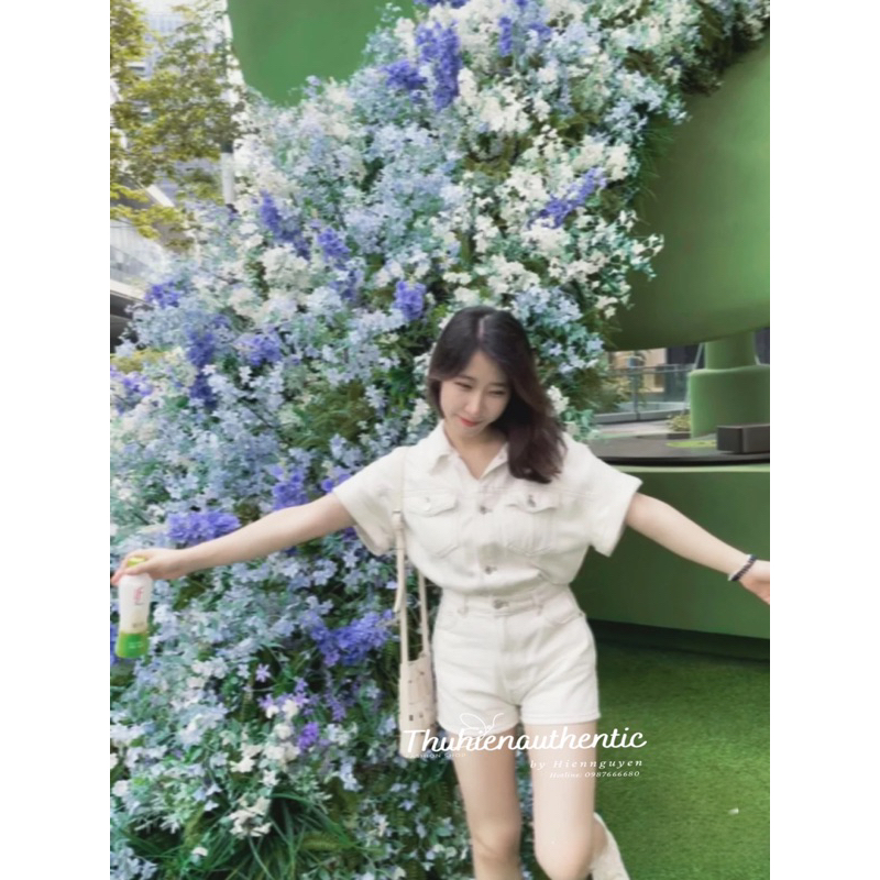 Jumpsuit jean dáng ngắn màu trắng vàng nhạt viền chỉ nổi mã code: 8197/216/251 ZARA chính hãng (kèm ảnh thật)