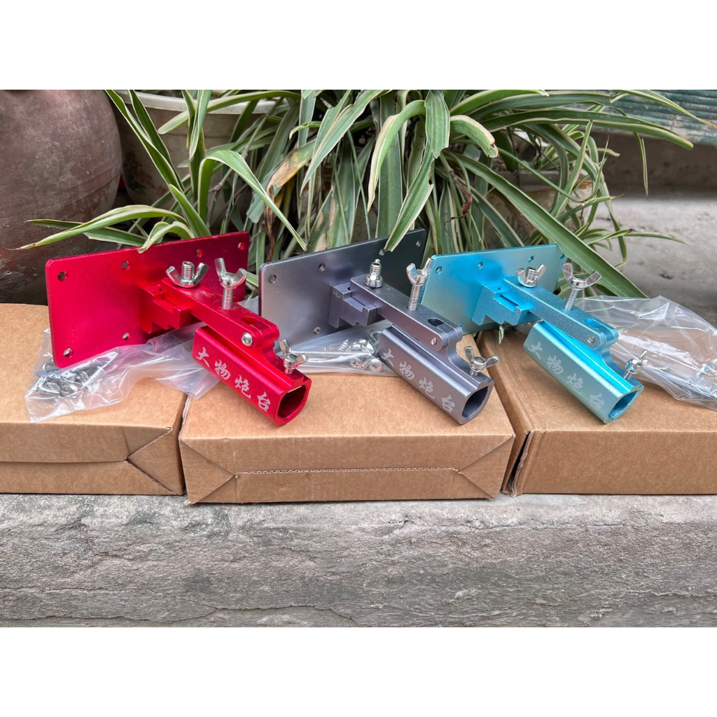 Pat giữa gắn thùng săn hàng