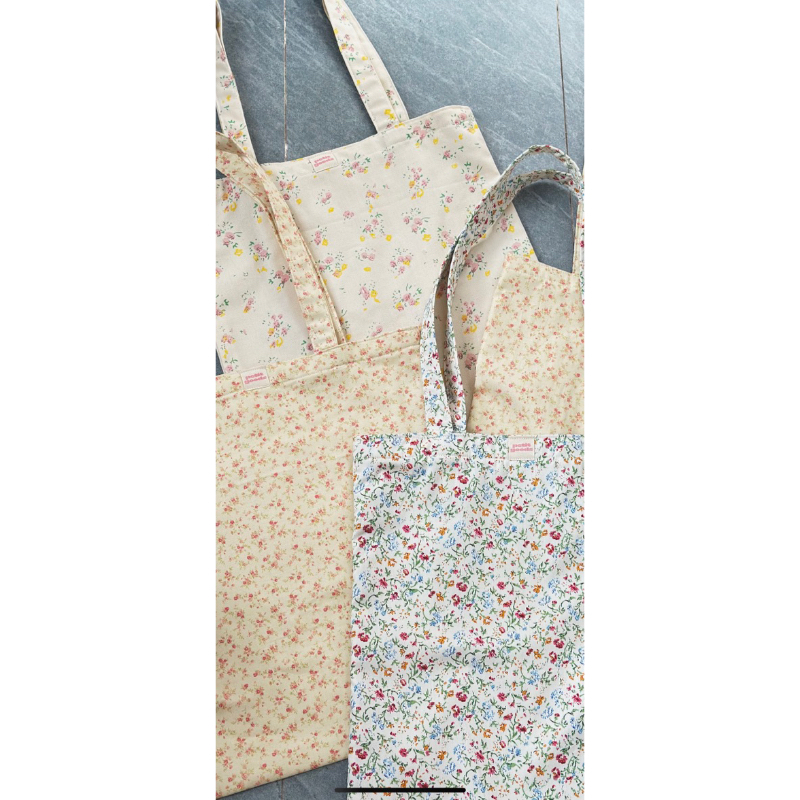 “𝑹𝒐𝒔𝒊𝒆” 𝑻𝒐𝒕𝒆 𝑩𝒂𝒈 - Túi Tote Hoa Nhí Vintage / Túi Xách Vải Đeo Vai Dễ Thương