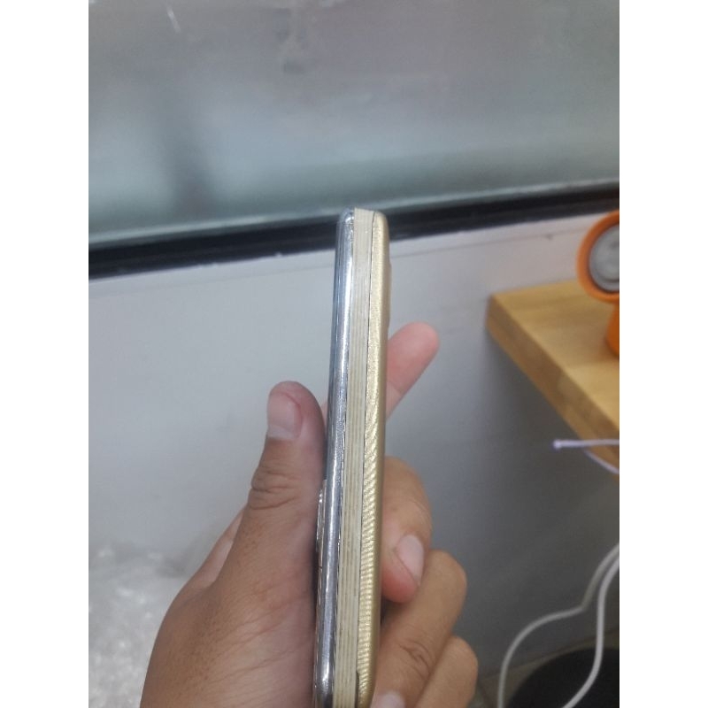 Điện thoại Mobell M389