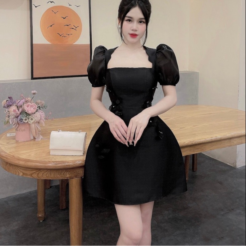 Váy Tapta Đính Hoa Cổ Vát Sóng