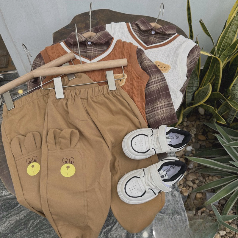 Quần áo thu đông bé trai, set 3ct: áo sơ mi kẻ, quần kaki dài mềm vào áo Gile len thừng cho bé 10-30kg